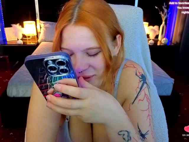 ClumsyNana webcam