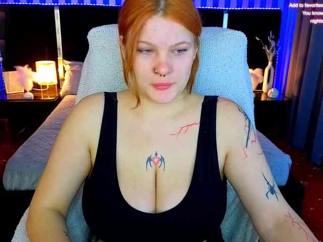 ClumsyNana webcam