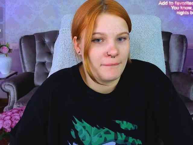 ClumsyNana webcam