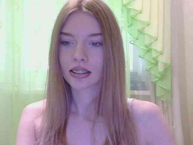 Jessika-Peach webcam