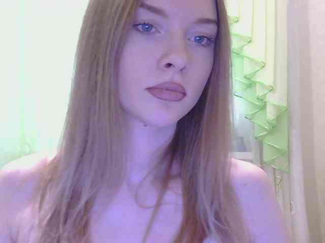 Jessika-Peach webcam