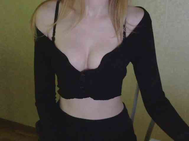 Jessika-Peach webcam