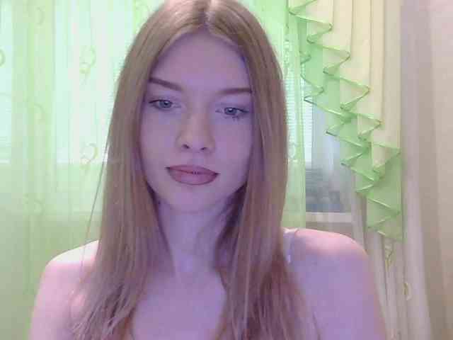 Jessika-Peach webcam