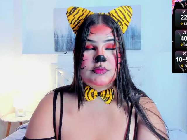  LucyColleen chat room