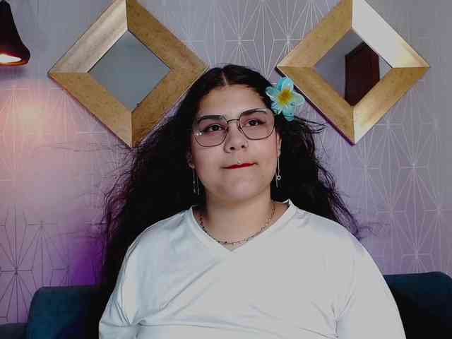 LucyColleen Live Webcam on BongaCams