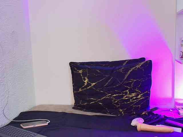 shalomFox webcam