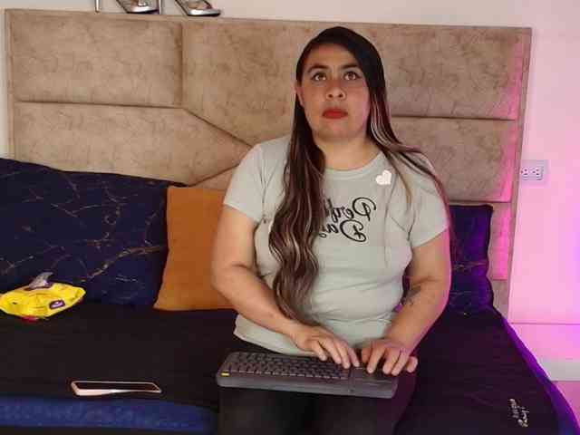 shalomFox webcam