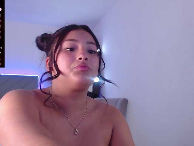  maggie-hills chat room
