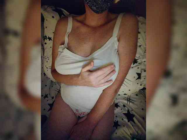 MasseuseLabi webcam