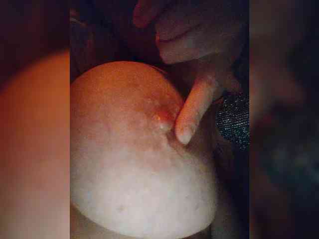 MasseuseLabi webcam