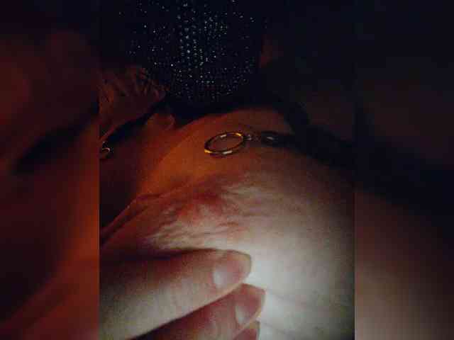 MasseuseLabi webcam