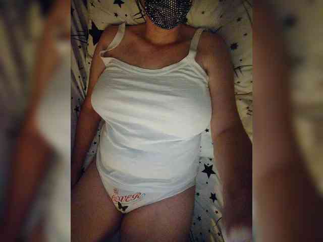 MasseuseLabi webcam