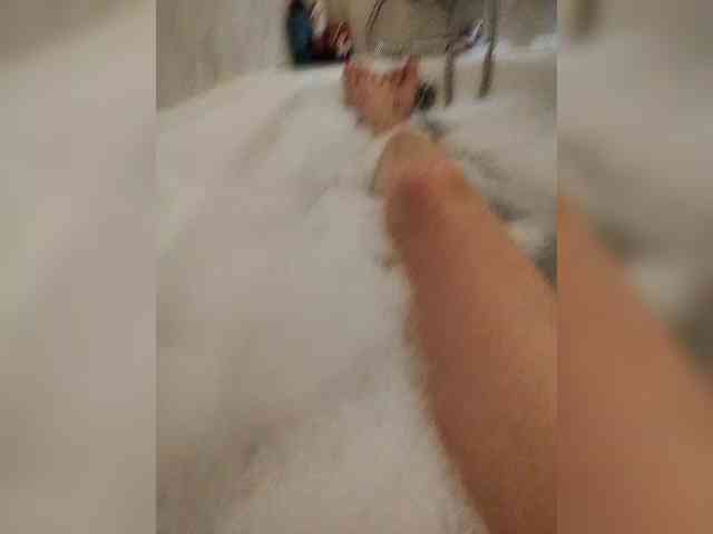 MasseuseLabi webcam