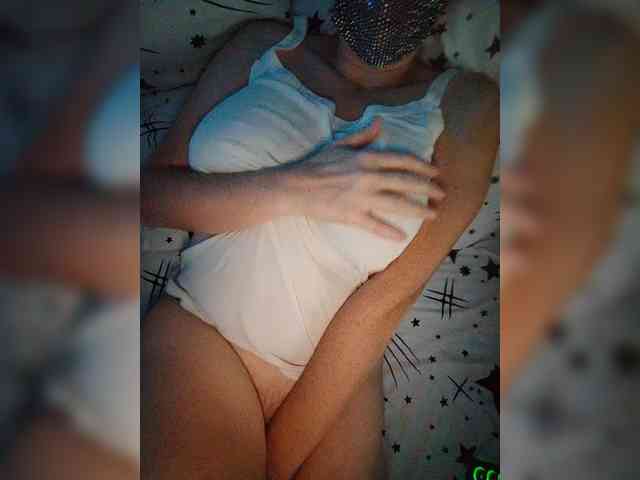 MasseuseLabi webcam