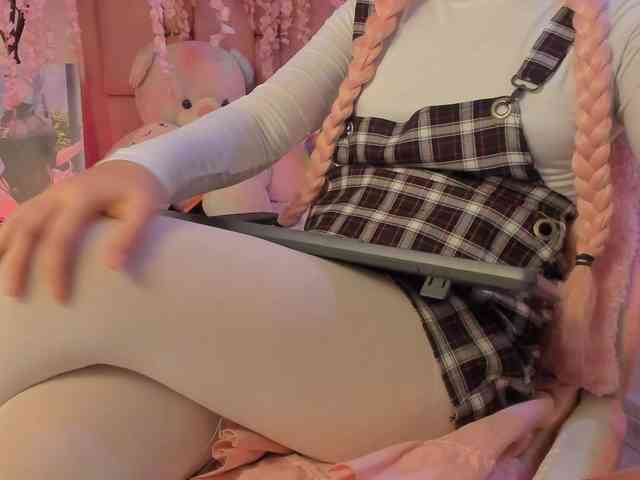 nude webcam Violet-evergarden2
