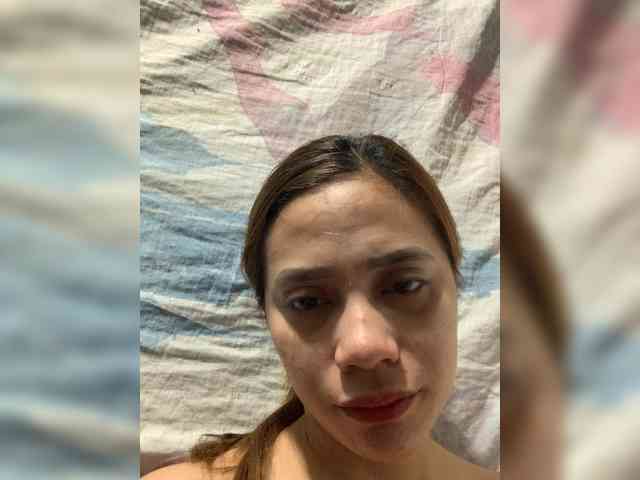 PrettyAsianLover webcam