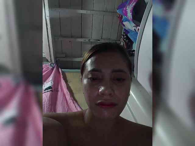 PrettyAsianLover webcam