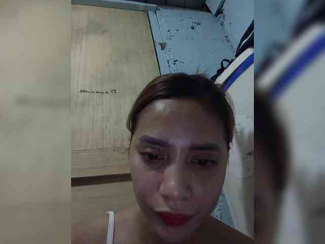 PrettyAsianLover webcam