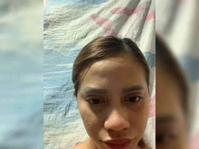 PrettyAsianLover webcam