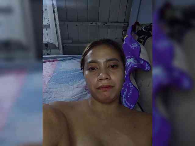 PrettyAsianLover webcam