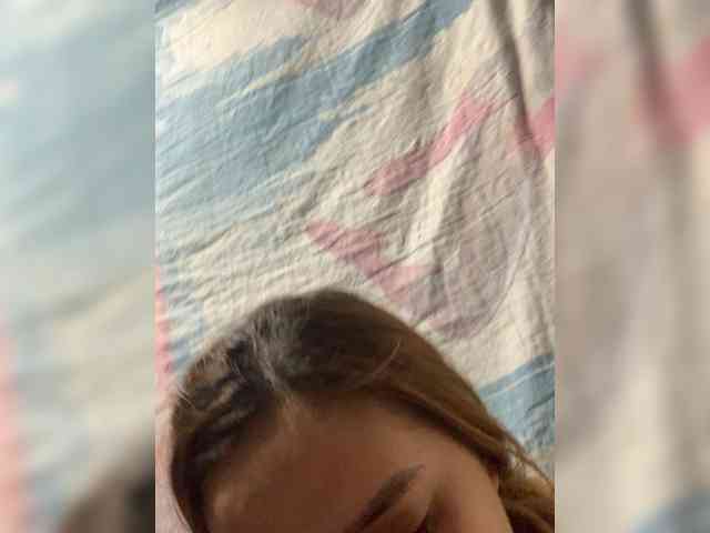 PrettyAsianLover webcam