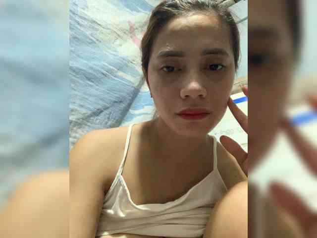 PrettyAsianLover webcam