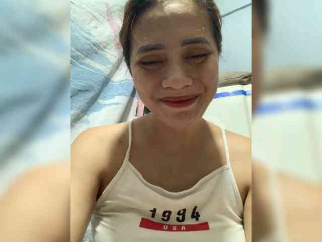 PrettyAsianLover webcam