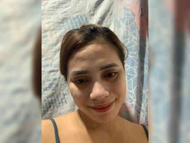 PrettyAsianLover webcam