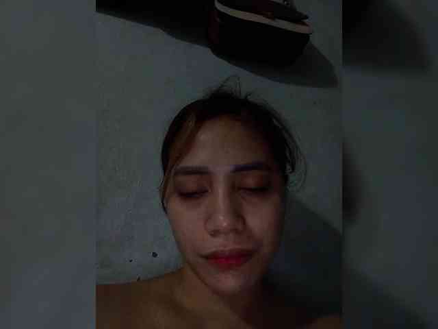 PrettyAsianLover webcam