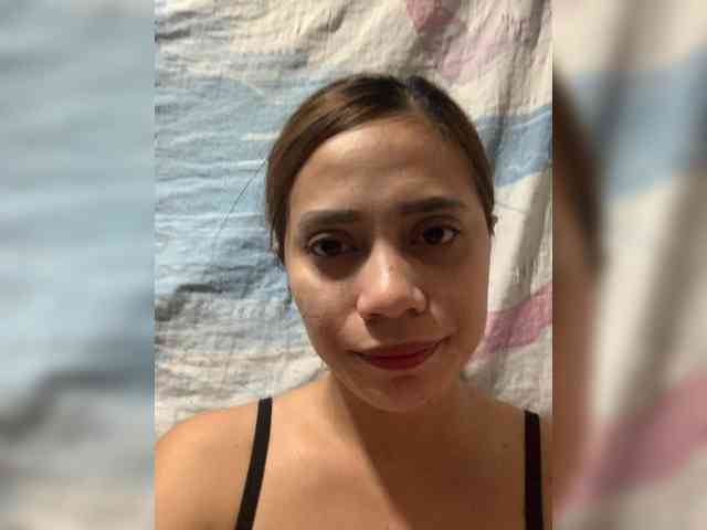 PrettyAsianLover webcam