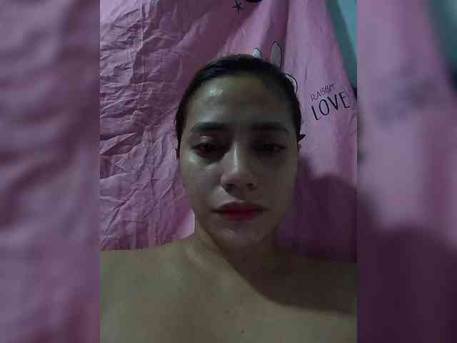 PrettyAsianLover webcam