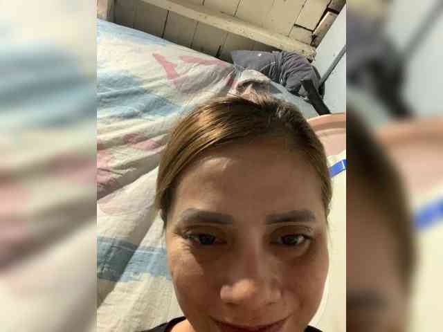 PrettyAsianLover webcam