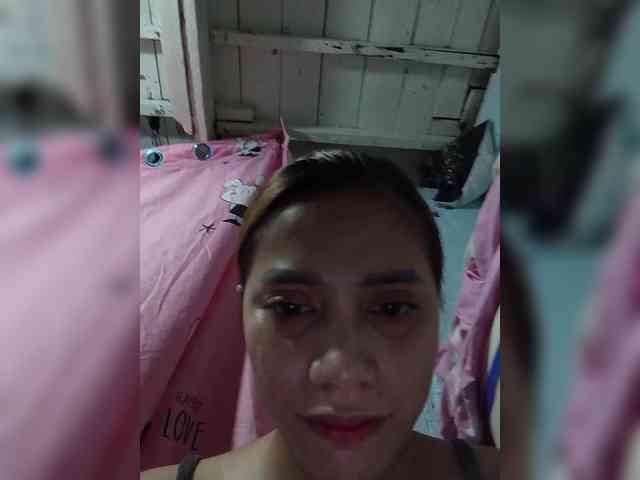 PrettyAsianLover webcam