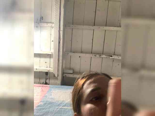 PrettyAsianLover webcam