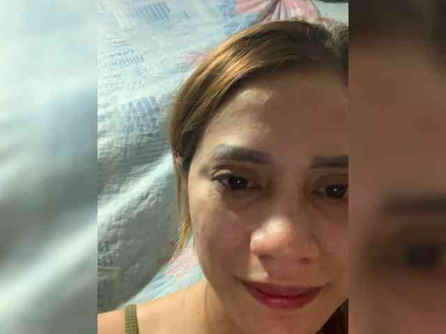 PrettyAsianLover webcam