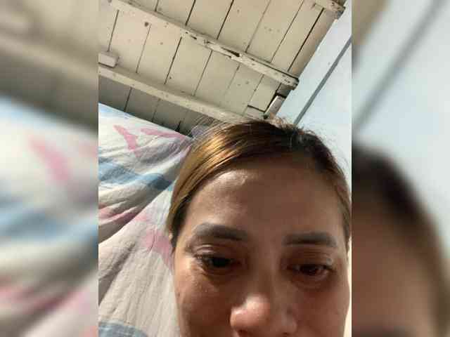 PrettyAsianLover webcam