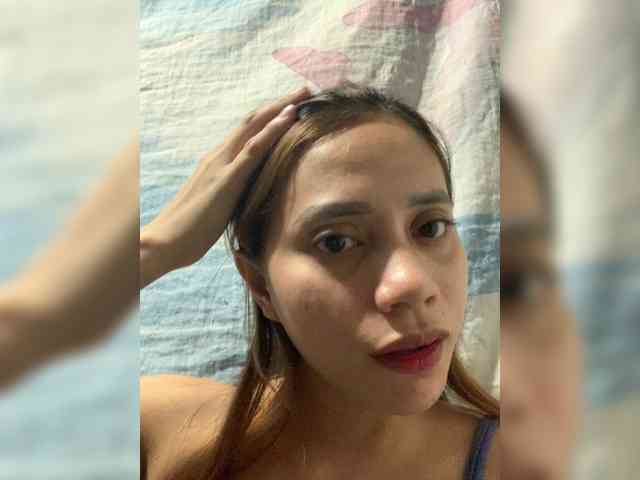 PrettyAsianLover webcam