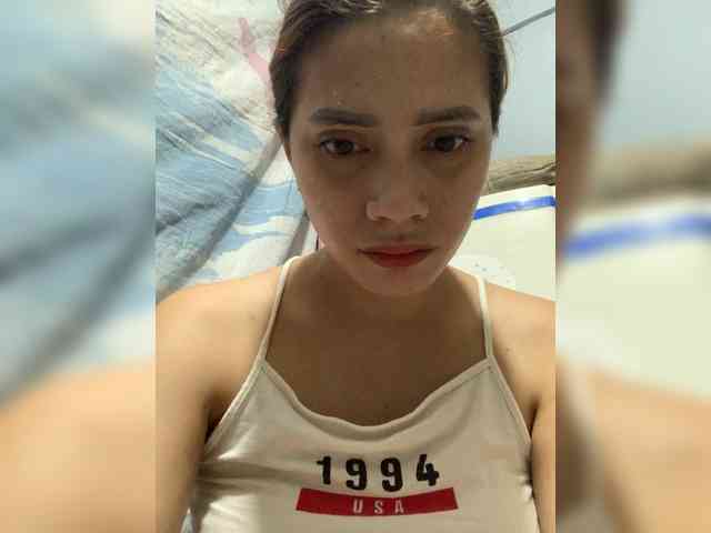 PrettyAsianLover webcam