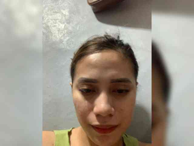 PrettyAsianLover webcam