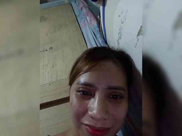 PrettyAsianLover webcam