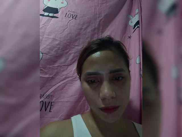PrettyAsianLover webcam