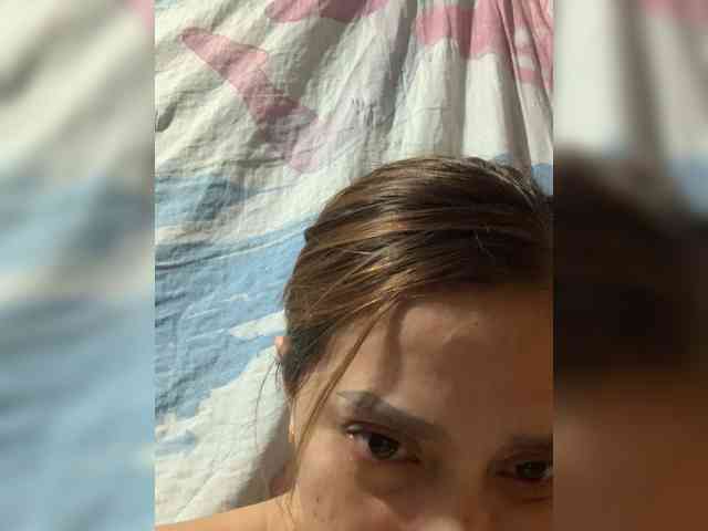 PrettyAsianLover webcam