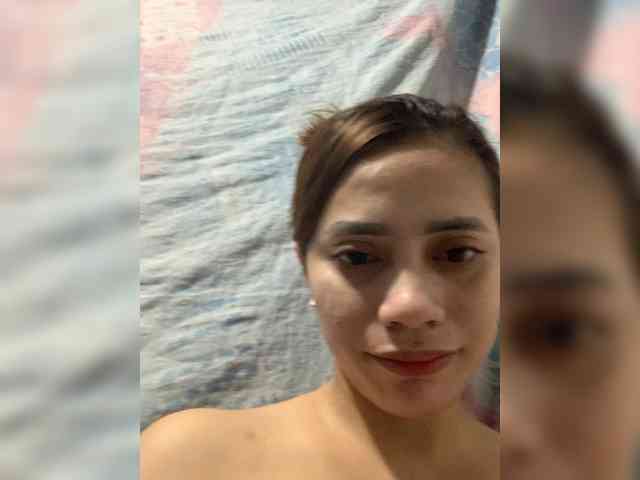 PrettyAsianLover webcam