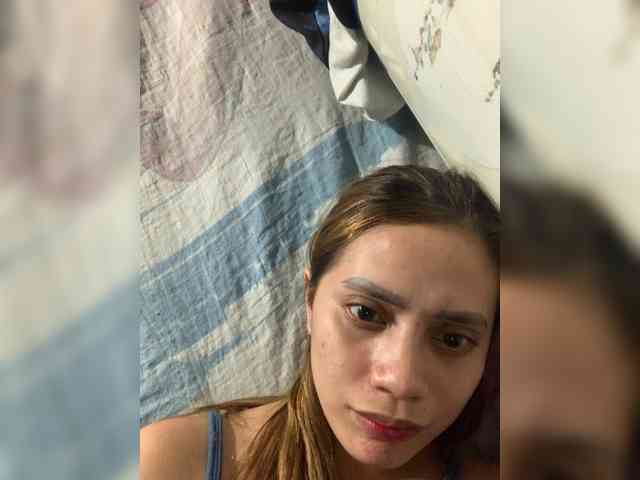 PrettyAsianLover webcam