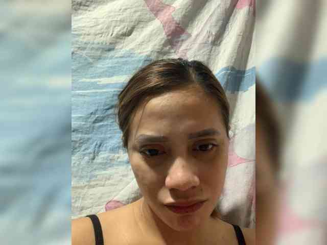 PrettyAsianLover webcam