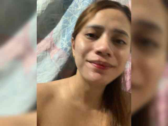 PrettyAsianLover webcam