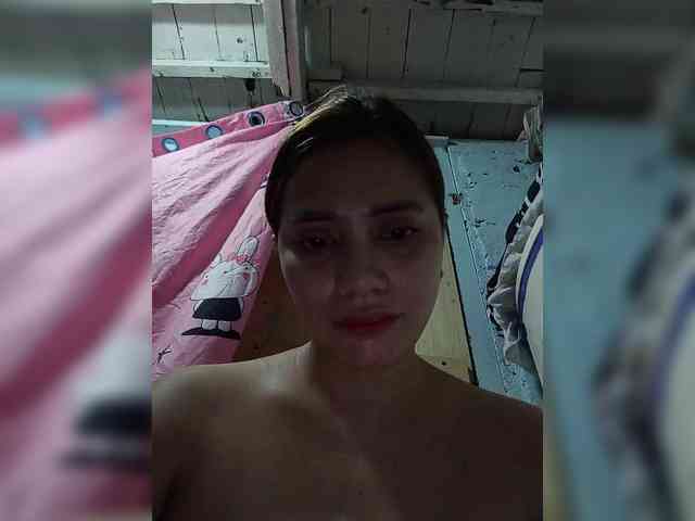 PrettyAsianLover webcam