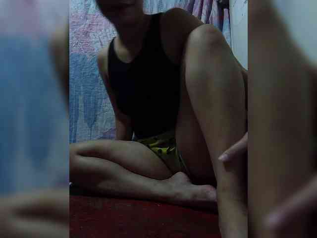 PrettyAsianLover webcam