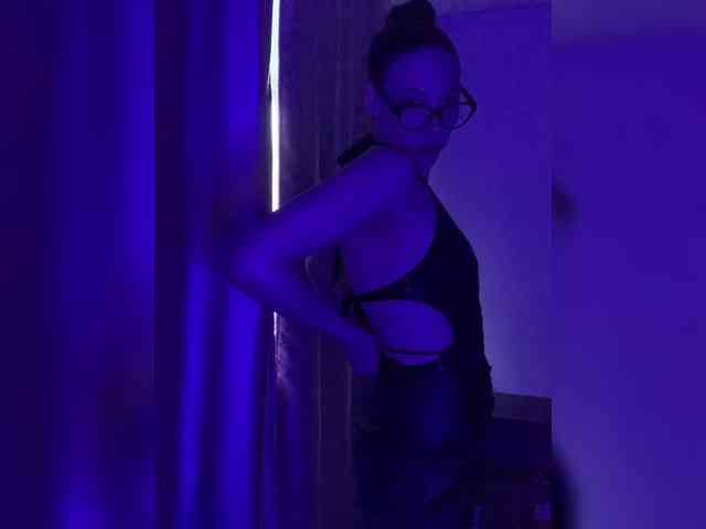 Alisa2580 webcam