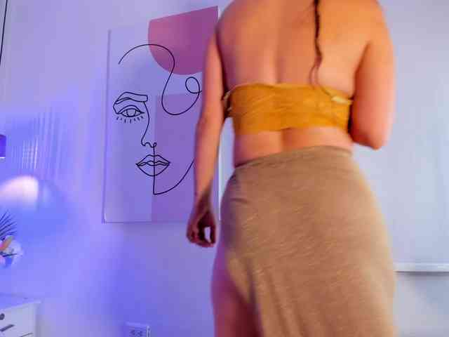 AnissaFox webcam